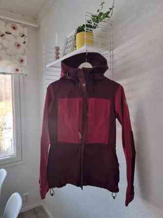 Fjällrävenin keb takki Рованиеми