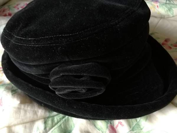 Vintage hattu samettia Tampere - valokuva 3