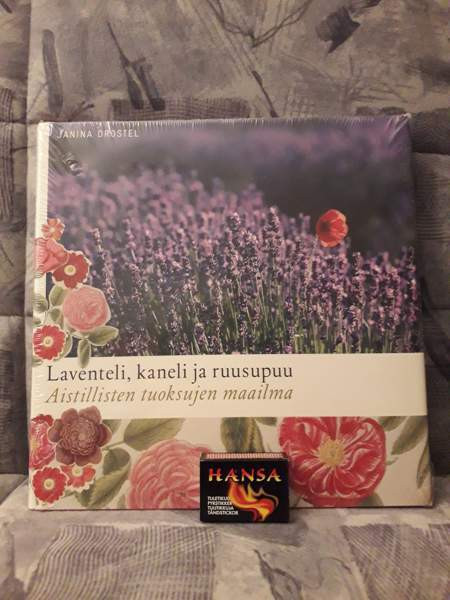 Laventeli, kaneli ja ruusupuu -kirja, Janina Drostel Kuopio – foto 2