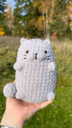 Virkattu Kissa Lempaeaelae