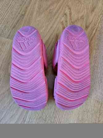 Adidas sandaalit 22 Helsinki