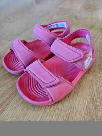 Adidas sandaalit 22 Helsinki