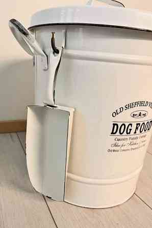 Koiranruoka säilytysastia Oulu