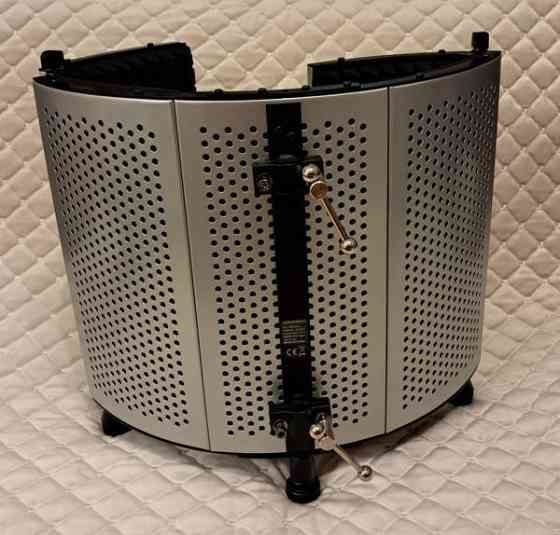 Marantz Professional SOUND SHIELD Mustasaari