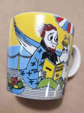 Niiskuneiti ja runoilija 2013 sesonkimuki Haemeenlinna