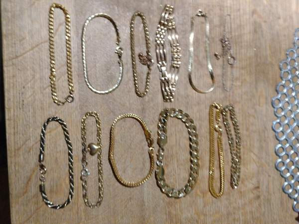 Kullanväriset rannekorut 12kpl Helsinki - изображение 2