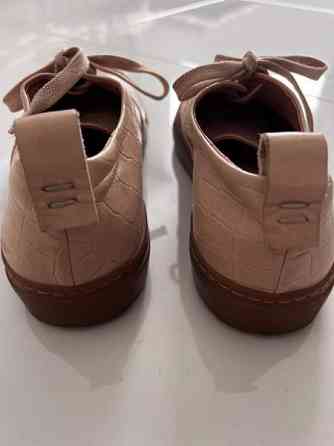 Terhi Pölkki kävelykengät Espoo