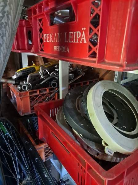 Peräkärryllinen polkupyörien osia Helsinki – foto 4