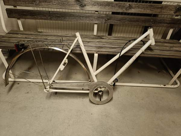 Cresent runko Kuopio – foto 1