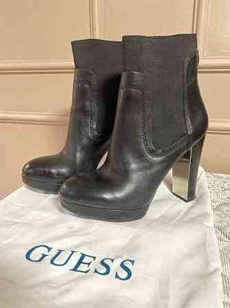 Guess korkokengät Jyvaeskylae