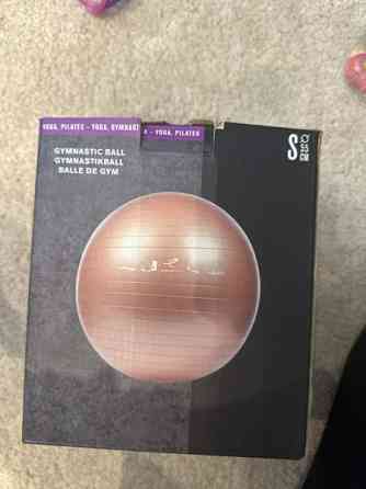 Jumppapallo, sopii myös lapselle tai lyhyelle aikuiselle Vantaa