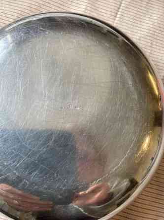 Gardberg ? tiikkiä ja metallia tarjoiluastia Jyväskylä