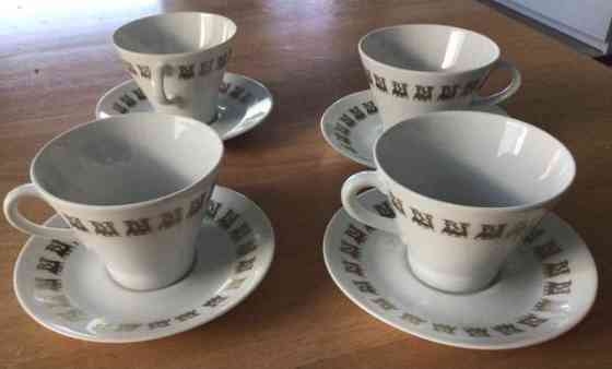 Arabia 1964-1971 aikana valmistettu kuppisetti Вантаа