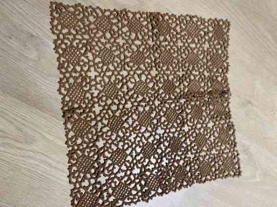 Pieniä pitsiliinoja Raisio