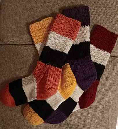 Palkkiraitaiset villasukat Turku