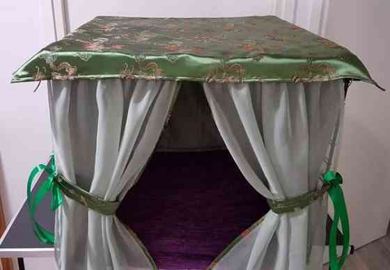 Vihreä verhosetti kissanäyttelyyn Вантаа