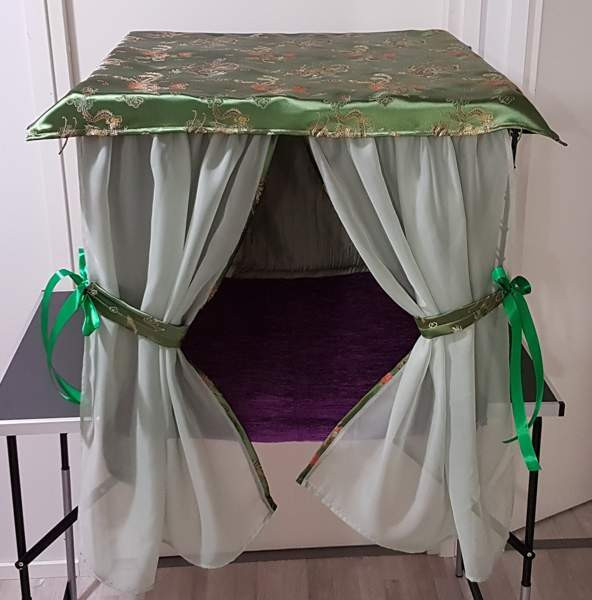 Vihreä verhosetti kissanäyttelyyn Vantaa - valokuva 1