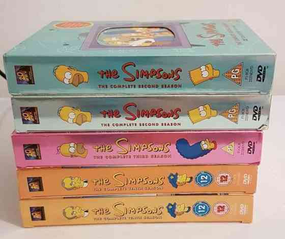 The Simpsons kaudet 2, 3 ja 10 Vantaa