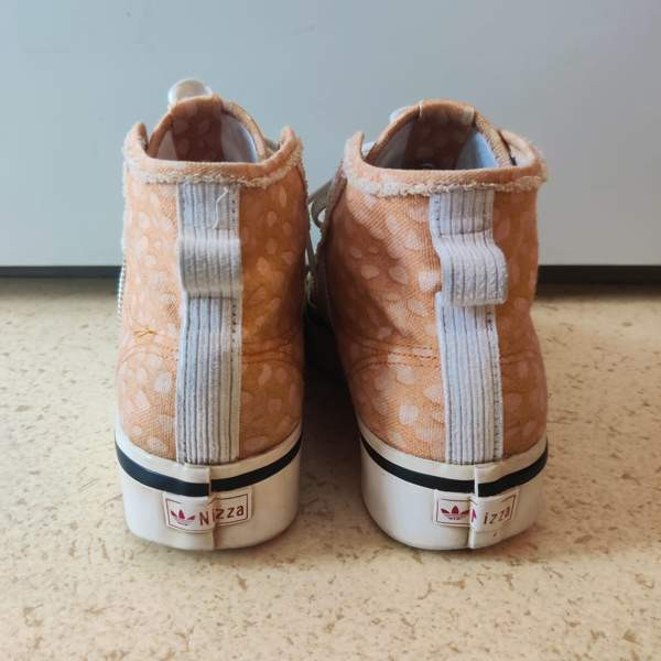 Adidas Nizza Disney kengät koko: 40 Lappeenranta - valokuva 4