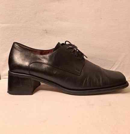 Gabor nahkaiset kävelykengät Тампере