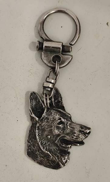 Saksanpaimenkoira avaimenperä Kouvola – foto 1