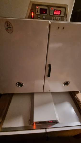 Hautomakone ja kuoriutumiskone Nurmijaervi - photo 6