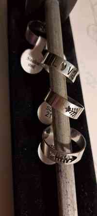 Erilaisia sormuksia 17-21 koon Varkaus