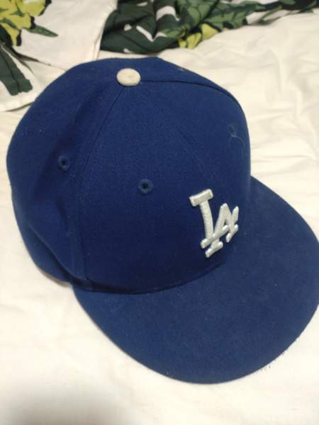 Sininen LA fitted 7 1/4 Оулу - изображение 1