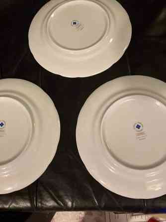 Apilanlehti lautaset Helsinki