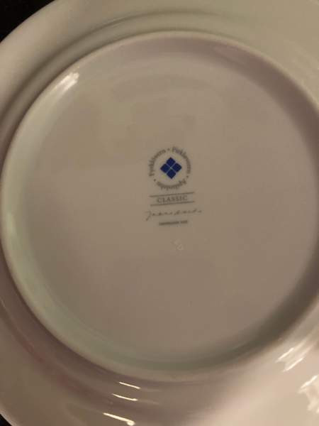 Apilanlehti lautaset Helsinki - изображение 2