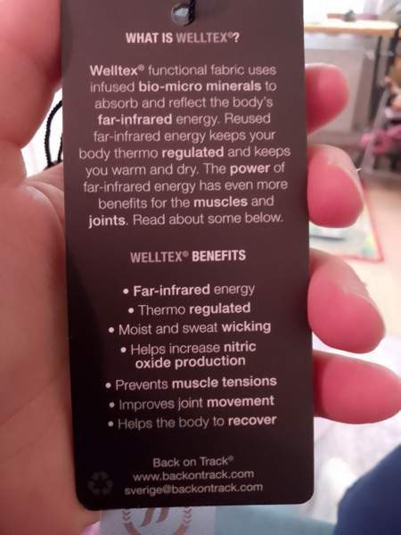 Back on track Nights collection koiran liivi Helsinki - valokuva 2