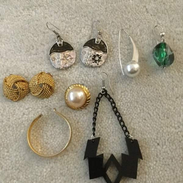 Korvakoruja, parittomia ym. Keuruu – foto 1