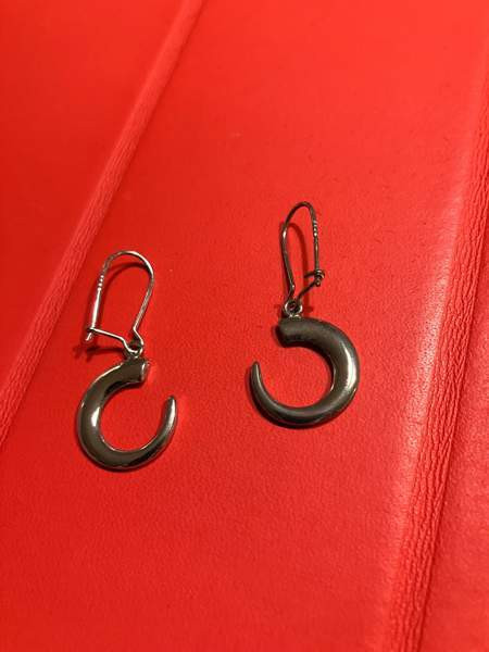 Hopeiset korvakorut Wirkkala Villisian hammas Тампере - изображение 3