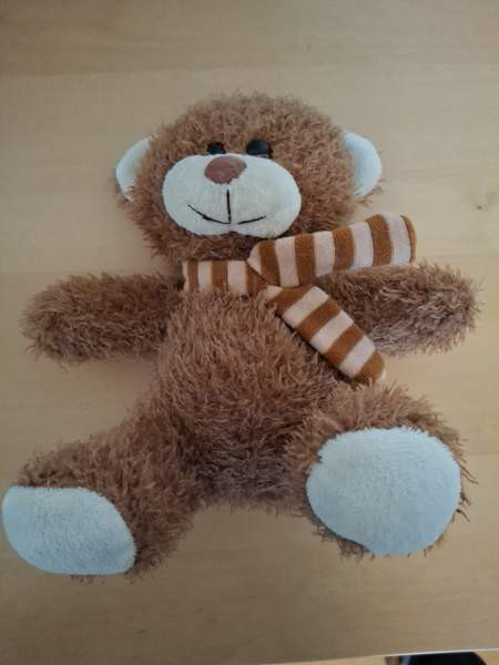 Nalle kaulaliina kaulassa Турку - изображение 3