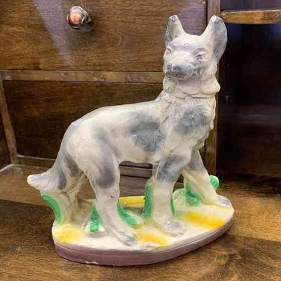 Vanha koirafiguuri Kurikka