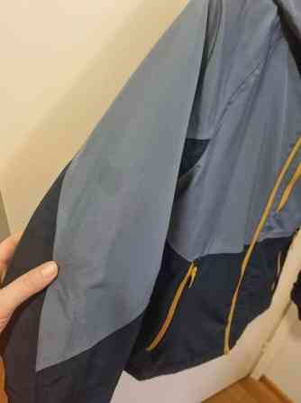 Everest talvitakki 152cm Helsinki