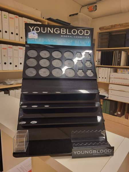 Meikkiteline, testeriteline Каарина - изображение 1