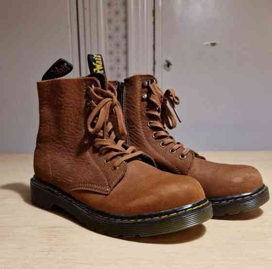 Dr. Martens nahkanilkkurit Salo