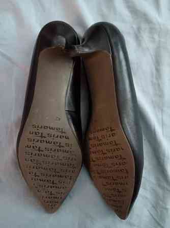 Mustat korkokengät koko 42 Vaasa