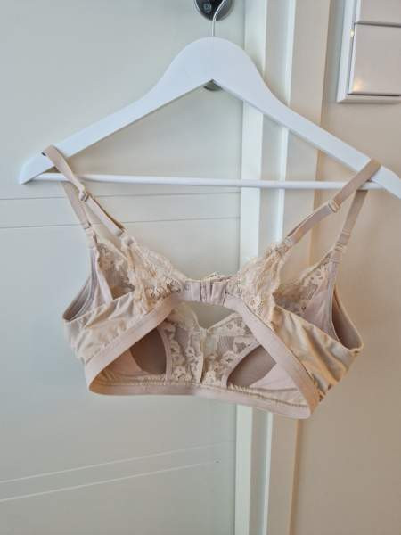 Marks&Spencer, beiget imetysliivit, koko 75D Harjavalta - valokuva 2