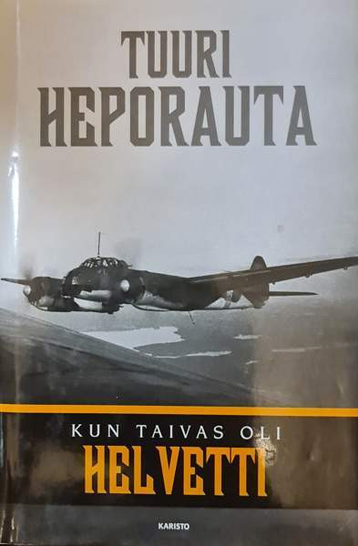 Sotakirjoja Tampere - valokuva 4