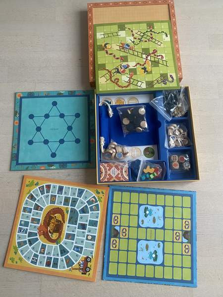 16 in 1 Classic-pelit (perhepeli), Uusi Вантаа - изображение 3