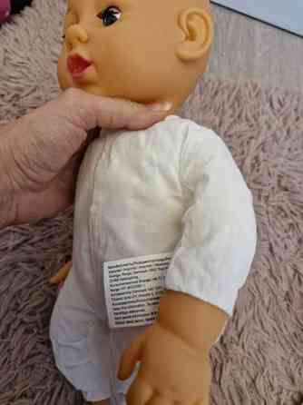 Puhuva nukke ja tavarat Tampere