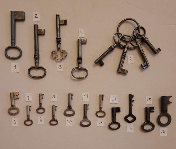 Vanhoja avaimia 1900-luvun alkupuoliskolta Helsinki - valokuva 1