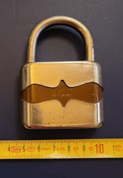 Vanha lukko "ELZETT Made in Hungary Helsinki – foto 3