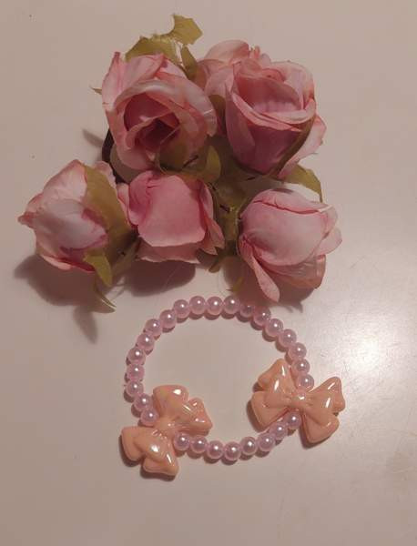 Rannekoru: pinkit rusetit Vantaa – foto 1