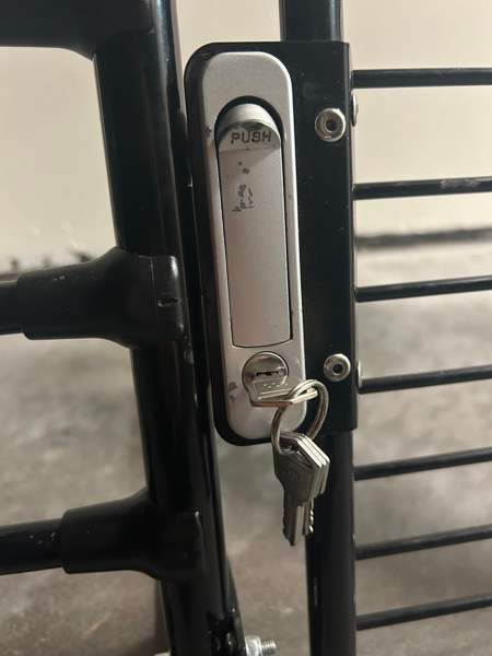 Kulkukoira-veräjä C Mersuun Turku - photo 3