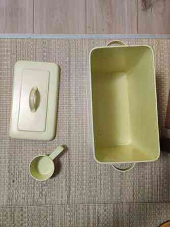 Kissan ruokasäiliö Эспоо