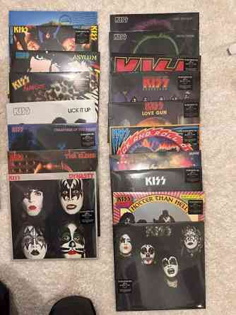 2014 painoksia Kiss levyjä Tyrnävä