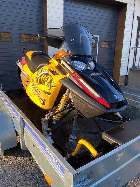 Ski-Doo MXZ 550f rotax Kittilä - valokuva 5